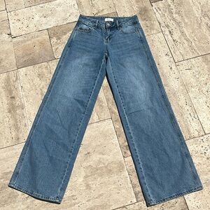 PacSun size 20 (small) jeans